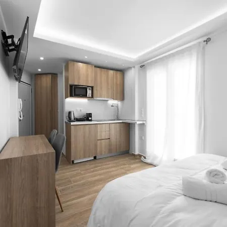 Penthouse 9, Nilie Hospitality Mgmt شقة